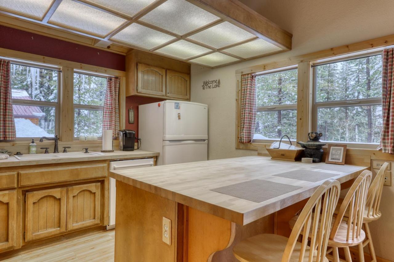 Chalet Snowpeak In Tahoe Donner Truckee